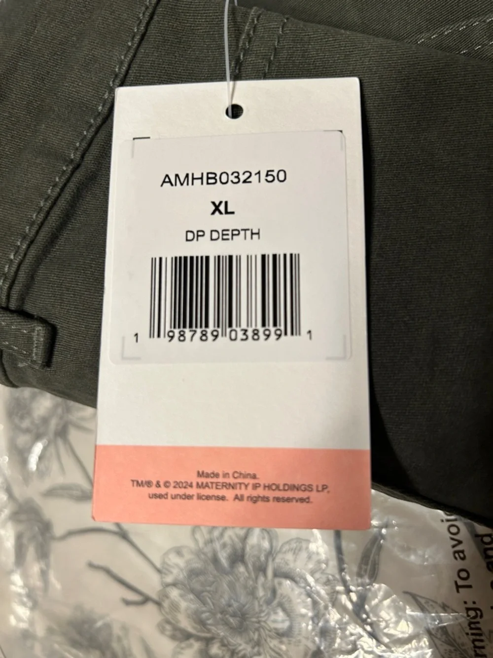 🎟️Motherhood Maternity under the Belly utility pregnancy pocket shorts size XL